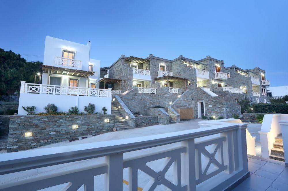 Aithra Apartments & Suites Gavrio Exterior photo